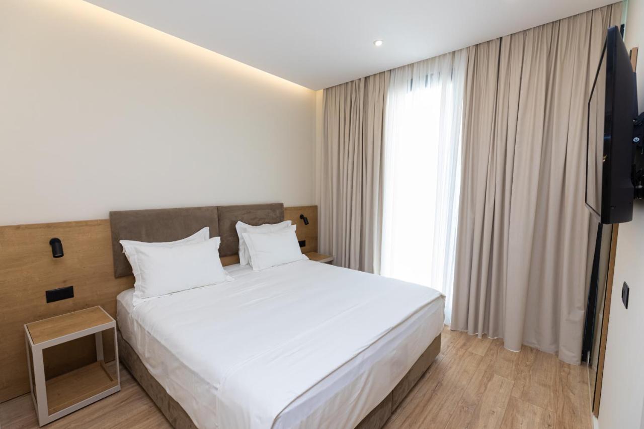 B&B Champagne, Vlore Bay Radhimë Dış mekan fotoğraf