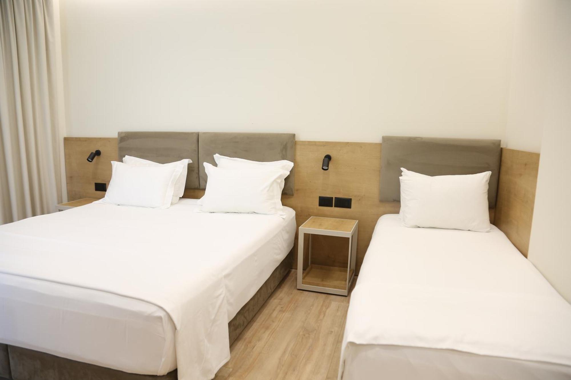 B&B Champagne, Vlore Bay Radhimë Dış mekan fotoğraf